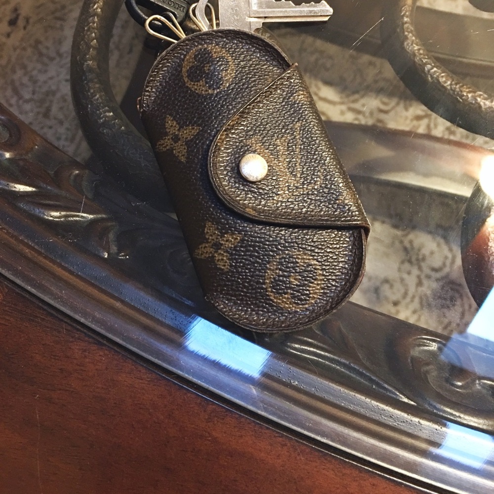 Louis Vuitton Multicles 4 Key Case Key Carrier